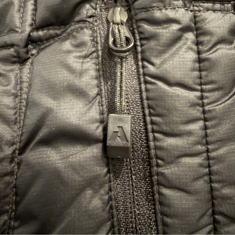 Eddie Bauer First Ascent 800 Fill Power Down Filled Vest Women Outdoor Adventure - Picture 5 of 9